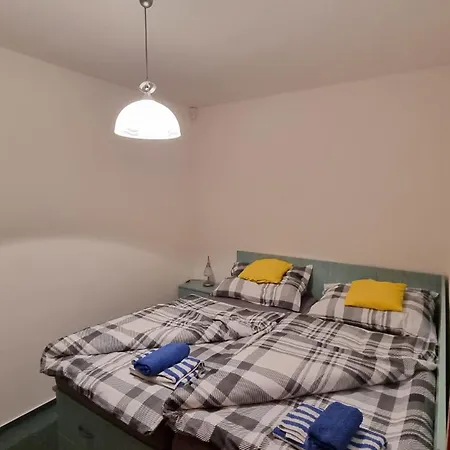 U špičáku *